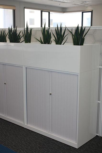 DT Tambour storage with Planter